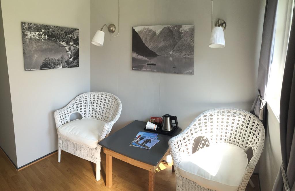 Hjelle Hotel Екстериор снимка